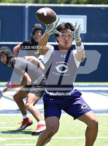 Thumbnail 2 in San Clemente vs. Carlsbad (Brave 8 Invitational) photogallery.