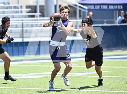 Thumbnail 1 in San Clemente vs. Carlsbad (Brave 8 Invitational) photogallery.