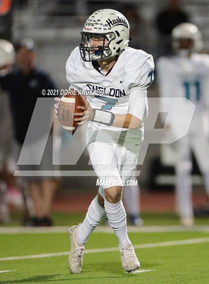 Thumbnail 2 in Sheldon @ Vista del Lago photogallery.