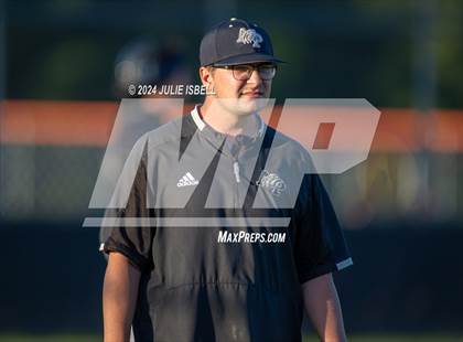 Thumbnail 1 in Anahuac vs Warren @Warren photogallery.