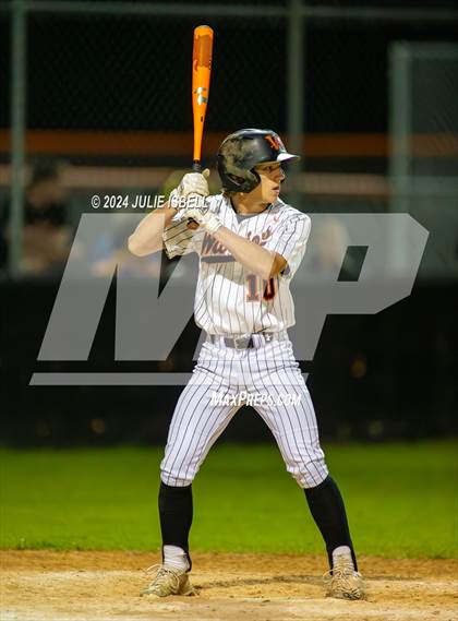 Thumbnail 3 in Anahuac vs Warren @Warren photogallery.