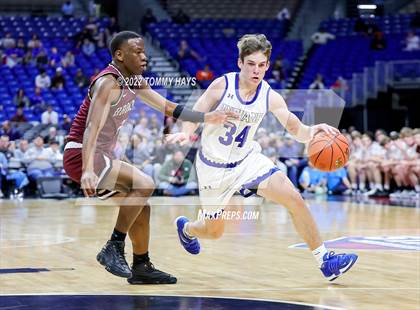 Thumbnail 2 in Clarendon vs. Lipan (UIL 2A State Final) photogallery.