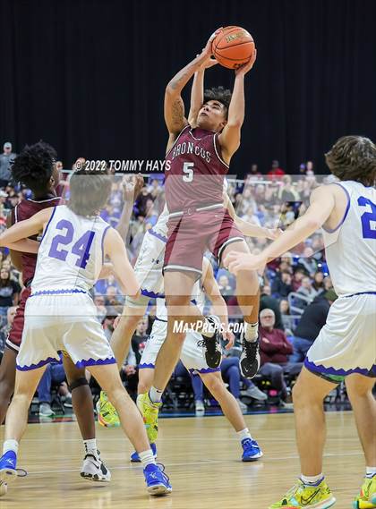 Thumbnail 2 in Clarendon vs. Lipan (UIL 2A State Final) photogallery.