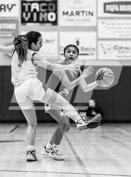 Thumbnail 1 in Woodburn @ Corvallis photogallery.
