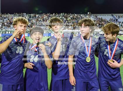 Thumbnail 1 in Walnut Grove vs. Southwest (UIL 5A Soccer Division I Final Medal Ceremony) photogallery.