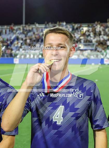 Thumbnail 1 in Walnut Grove vs. Southwest (UIL 5A Soccer Division I Final Medal Ceremony) photogallery.
