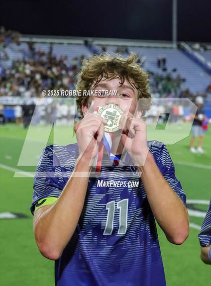 Thumbnail 3 in Walnut Grove vs. Southwest (UIL 5A Soccer Division I Final Medal Ceremony) photogallery.