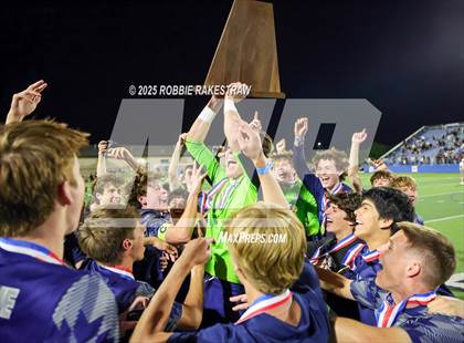 Thumbnail 2 in Walnut Grove vs. Southwest (UIL 5A Soccer Division I Final Medal Ceremony) photogallery.