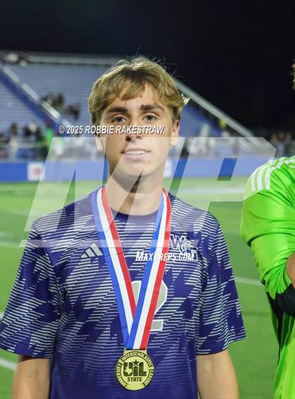 Thumbnail 3 in Walnut Grove vs. Southwest (UIL 5A Soccer Division I Final Medal Ceremony) photogallery.