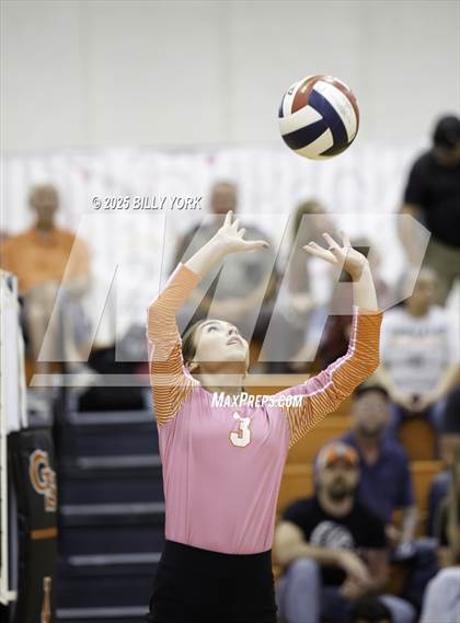 Thumbnail 3 in Grand Saline vs Tigers photogallery.