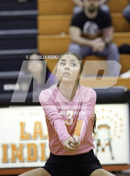 Thumbnail 2 in Grand Saline vs Tigers photogallery.