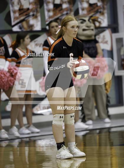 Thumbnail 3 in Grand Saline vs Tigers photogallery.