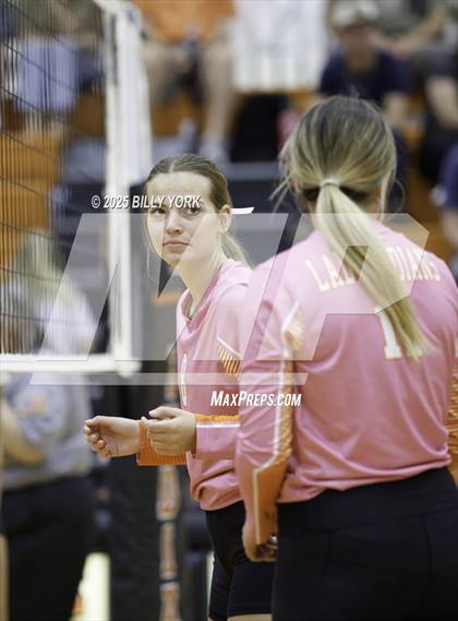 Thumbnail 3 in Grand Saline vs Tigers photogallery.