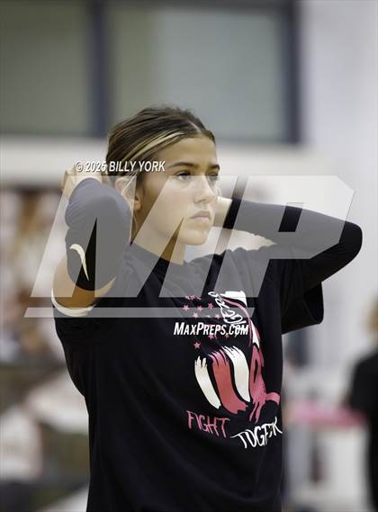 Thumbnail 3 in Grand Saline vs Tigers photogallery.