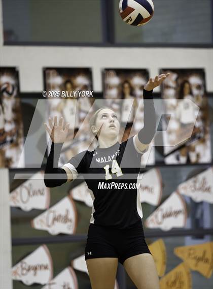 Thumbnail 2 in Grand Saline vs Tigers photogallery.