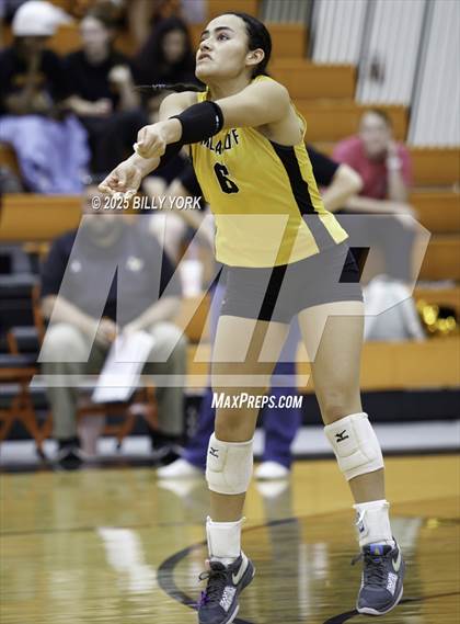 Thumbnail 1 in Grand Saline vs Tigers photogallery.