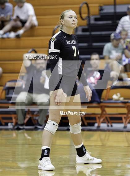 Thumbnail 2 in Grand Saline vs Tigers photogallery.