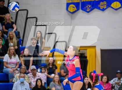 Thumbnail 2 in Holtville @ Brawley photogallery.