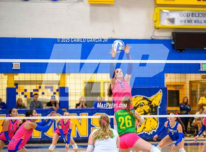 Thumbnail 3 in Holtville @ Brawley photogallery.