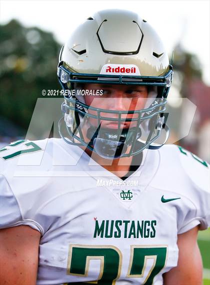 Thumbnail 1 in Mira Costa vs St. Francis photogallery.