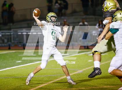 Thumbnail 2 in Mira Costa vs St. Francis photogallery.