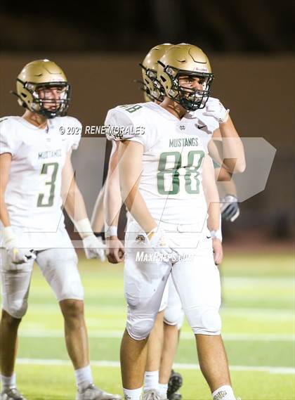 Thumbnail 1 in Mira Costa vs St. Francis photogallery.