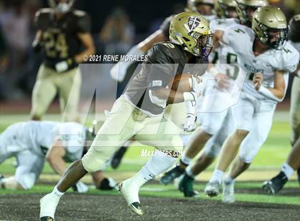 Thumbnail 3 in Mira Costa vs St. Francis photogallery.