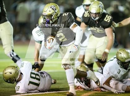 Thumbnail 1 in Mira Costa vs St. Francis photogallery.