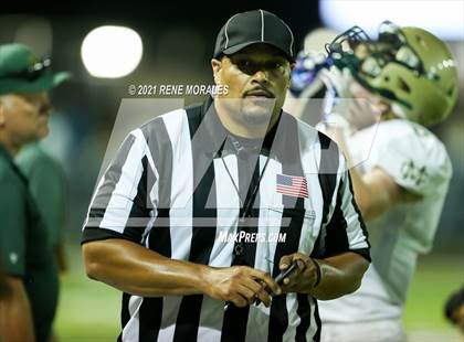 Thumbnail 3 in Mira Costa vs St. Francis photogallery.