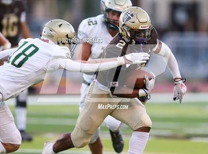 Thumbnail 2 in Mira Costa vs St. Francis photogallery.