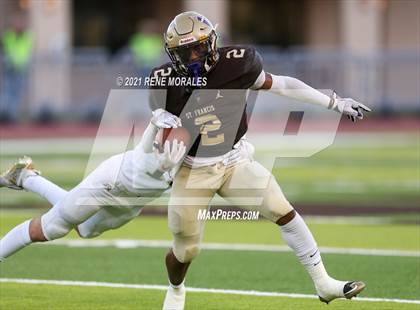 Thumbnail 3 in Mira Costa vs St. Francis photogallery.