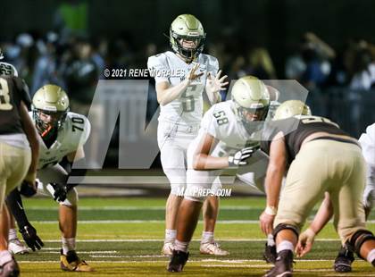 Thumbnail 1 in Mira Costa vs St. Francis photogallery.