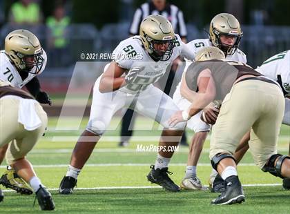 Thumbnail 1 in Mira Costa vs St. Francis photogallery.