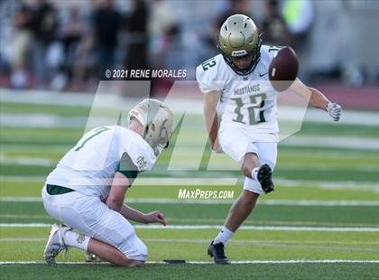 Thumbnail 1 in Mira Costa vs St. Francis photogallery.