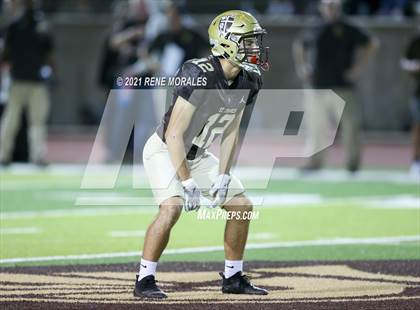 Thumbnail 1 in Mira Costa vs St. Francis photogallery.