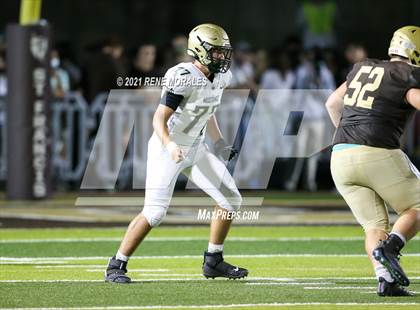 Thumbnail 1 in Mira Costa vs St. Francis photogallery.