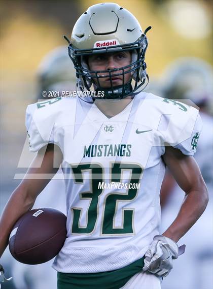 Thumbnail 1 in Mira Costa vs St. Francis photogallery.