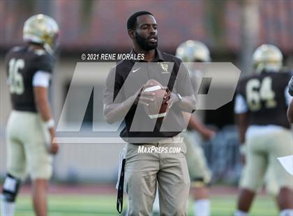 Thumbnail 1 in Mira Costa vs St. Francis photogallery.