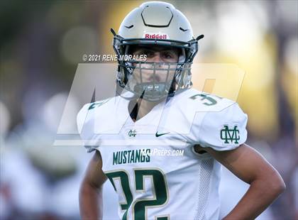 Thumbnail 2 in Mira Costa vs St. Francis photogallery.
