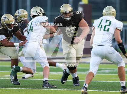 Thumbnail 2 in Mira Costa vs St. Francis photogallery.
