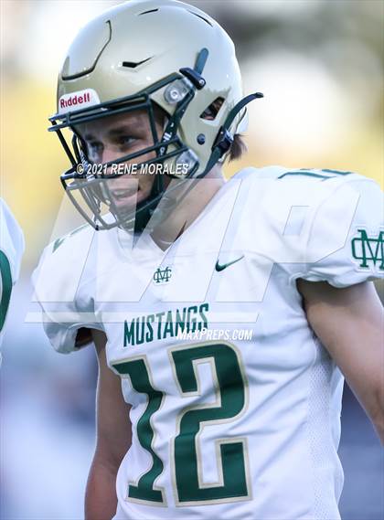 Thumbnail 3 in Mira Costa vs St. Francis photogallery.