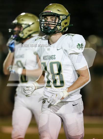 Thumbnail 2 in Mira Costa vs St. Francis photogallery.
