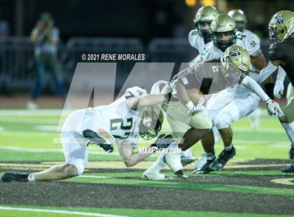 Thumbnail 2 in Mira Costa vs St. Francis photogallery.