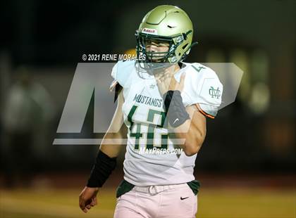 Thumbnail 1 in Mira Costa vs St. Francis photogallery.