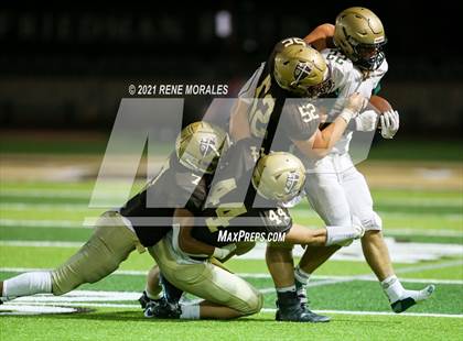 Thumbnail 2 in Mira Costa vs St. Francis photogallery.
