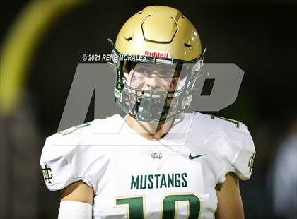 Thumbnail 2 in Mira Costa vs St. Francis photogallery.