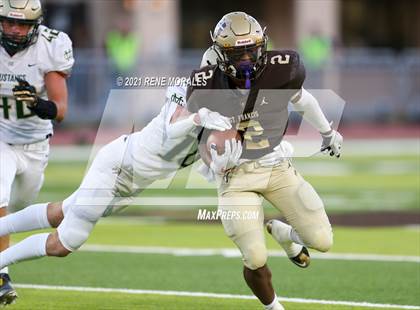 Thumbnail 2 in Mira Costa vs St. Francis photogallery.