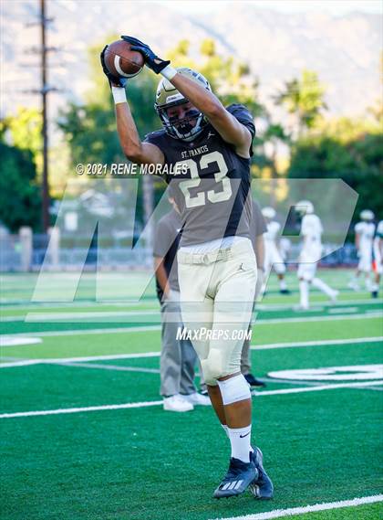 Thumbnail 1 in Mira Costa vs St. Francis photogallery.