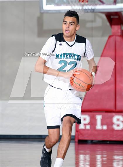 Thumbnail 1 in Pasadena Memorial vs. Dobie (McDonald's Texas Invitational) photogallery.