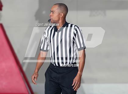 Thumbnail 1 in Pasadena Memorial vs. Dobie (McDonald's Texas Invitational) photogallery.